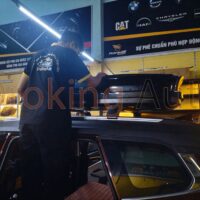 Cốp nóc xe Kia Carens 600l chứa đựng nhiều đồ đạc