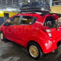 Cốp nóc xe Chevrolet Spark 500l chứa đựng nhiều đồ đạc