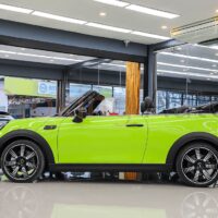 Chống tia cực tím hiệu quả, bảo vệ xe