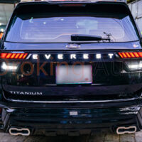 Cụm đèn hậu Ford Everest 2023 mẫu chữ Everest nguyên cụm