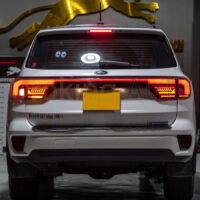 Độ đèn hậu Ford Everest 2023 mẫu full cốp nguyên cụm sở hữu chip LED có tuổi thọ lên đến 15.000h