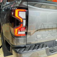 Độ đèn hậu Ford Ranger 2023 mẫu Ford Wildtrack nguyên cụm sở hữu chip LED có tuổi thọ lên đến 15.000h