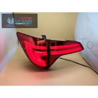 Đèn hậu Honda HRV 2015 - 2022 nguyên cụm sở hữu thiết kế đẹp mắt - sang trọng cùng dãy màu nổi bật và sinh động.