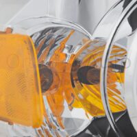 Đèn pha Ford Escape 2003 - 2005 khắc phục mặt hạn chế của thiết kế nguyên bản