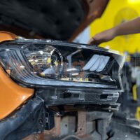 Đèn pha Ford Ranger 2015 - 2018 mẫu Mustang nguyên cụm sở hữu chip LED có tuổi thọ lên đến 15.000h