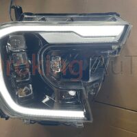 Đèn pha Ford Ranger 2023 mẫu 4 bi nguyên cụm sở hữu chip LED có tuổi thọ lên đến 15.000h