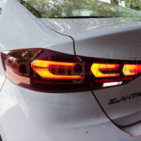 Đèn hậu Hyundai Elantra 2016 - 2018 mẫu Sport nguyên cụm sở hữu thiết kế đẹp mắt - sang trọng cùng dãy màu nổi bật và sinh động.