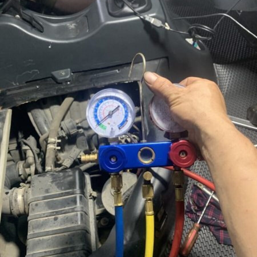 Nạp ga điều hòa ô to bao nhiêu là đủ