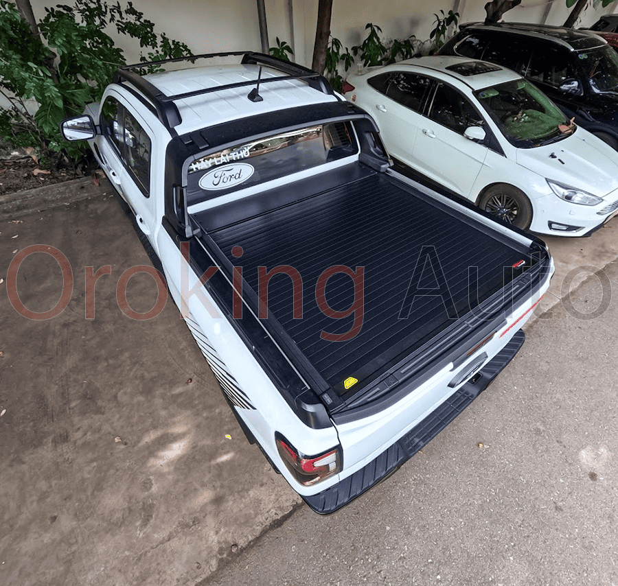 Nắp thùng cuộn điện Ford Ranger Stormtrak 2024 hiệu Option rất cần thiết ngày nay