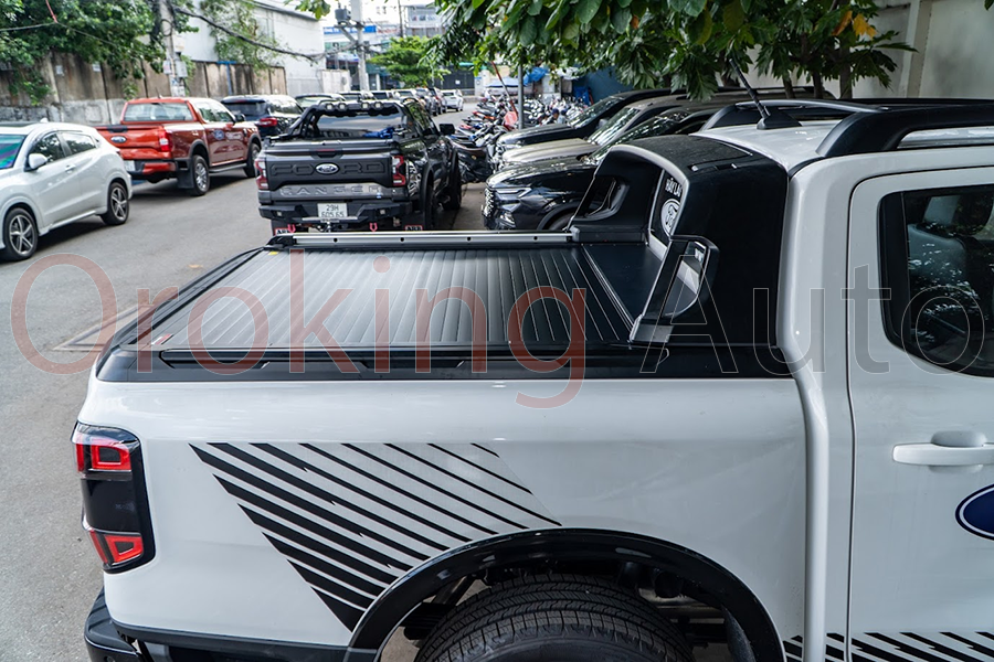 Nắp thùng cuộn điện Ford Ranger Stormtrak 2024 hiệu OptionNắp thùng cuộn điện Ford Ranger Stormtrak 2024 hiệu Option