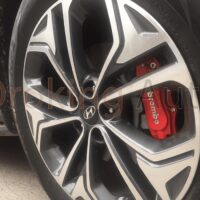 Lắp đặt ốp má phanh Brembo Hyundai Creta