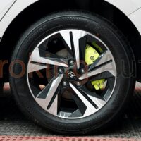 Lắp đặt ốp má phanh Brembo Hyundai Elantra 2017 - 2022