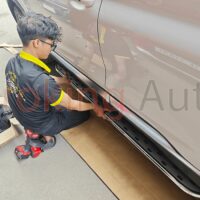 Bệ bước chân Hyundai Santafe mẫu LK chất lượng tại OrokingAuto