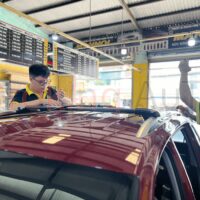 Toàn bộ phụ kiện lắp ráp cốp nóc phi thuyền Volkswagen Tiguan 700l