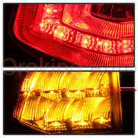 Đèn hậu Lexus RX350 2010 nguyên cụm sở hữu thiết kế đẹp mắt - sang trọng cùng dãy màu nổi bật và sinh động.