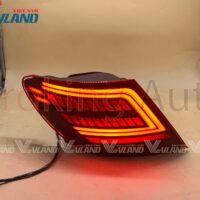 Đèn hậu Mercedes C200 2008 - 2013 mẫu JY nguyên cụm sở hữu thiết kế đẹp mắt - sang trọng cùng dãy màu nổi bật và sinh động.
