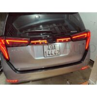 Cụm đèn hậu Toyota Innova 2016+ mẫu số 4 nguyên cụm