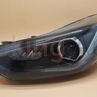 Đèn pha Hyundai Elantra 2010 - 2014 mẫu 2 nguyên cụm sẽ làm thay đổi kết cấu nguyên bản của ô tô