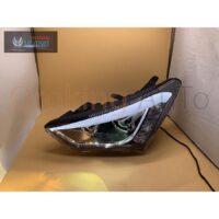 Đèn pha Hyundai Santafe 2012 - 2014 mẫu TLZ nguyên cụm khắc phục hạn chế của thiết kế nguyên bản