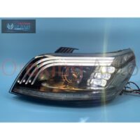 Đèn pha Mercedes C200 2008 - 2010 mẫu Maybach nguyên cụm khắc phục hạn chế của thiết kế nguyên bản