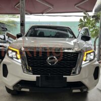 Độ đèn pha Nissan Navara 2015 - 2019 mẫu 2021 nguyên cụm tại OroKing Auto