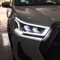 Cụm đèn pha Toyota Hilux 2019+ mẫu 2 bi nguyên cụm