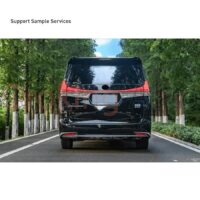 Lưới tản nhiệt đặc trưng Lexus LM300h