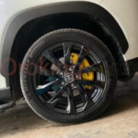 Ốp Heo Dầu Brembo Cho Toyota Altis