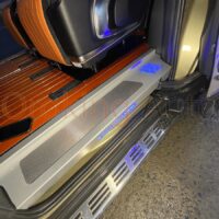 Bệ Bước Nhôm Có Đèn Kia Carnival chất lượng tại OrokingAuto