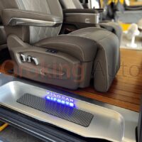 Bệ Bước Nhôm Có Đèn Volkswagen Viloran chất lượng tại OrokingAuto