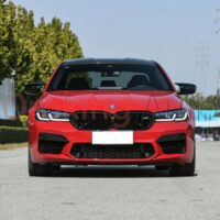 Lưới tản nhiệt đặc trưng BMW M5