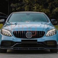 Lưới tản nhiệt đặc trưng Mercedes C63 AMG