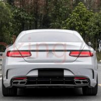 Lưới tản nhiệt đặc trưng Mercedes S63 AMG