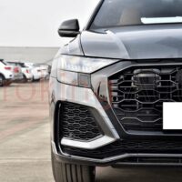 Lưới tản nhiệt đặc trưng Audi RS8