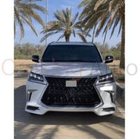 Lưới tản nhiệt đặc trưng Lexus LX 570 2018