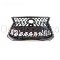 Lưới tản nhiệt đặc trưng Lexus LX570 2016 - 2021