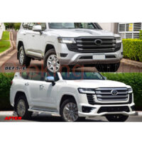 Lưới tản nhiệt đặc trưng Toyota Land Cruiser LC300 2022+