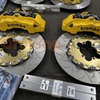 Phanh brembo 18z được chế tạo từ hợp kim nhôm và gốm carbon