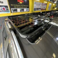 Việc lắp đặt giá nóc sắt 1 tầng Oro 04 có ảnh hưởng đến việc đăng kiểm không