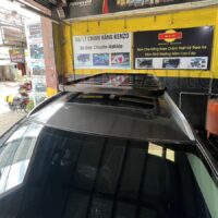 Cản chướng ngại vật bằng giá nóc sắt 1 tầng Oro 04 vô cùng tuyệt vời