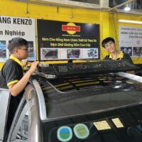 Cản chướng ngại vật bằng giá nóc sắt 2 tầng Oro 02 vô cùng tuyệt vời