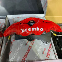 Phanh brembo hiệu suất cao mẫu M6 cho xe ô tô