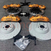 Phanh brembo hiệu suất cao mẫu AMG nổi bật nhờ công nghệ tiên tiến