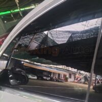 Đánh bóng kính ô tô chuyên nghiệp tại TP.HCM