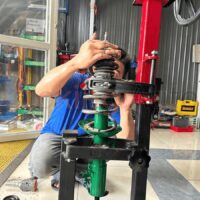 Giảm Xóc Endurapro Plus có hiệu suất tinh tế với điều chỉnh 16 nấc