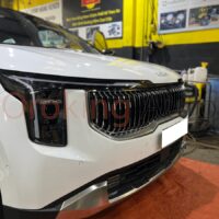 Chất liệu nhựa ABS mang đến độ bền vượt trội cho Kia Carnival 2025 bản Hàn