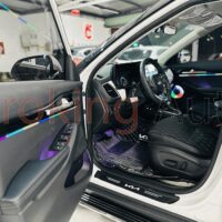 Led nội thất zin Kia Seltos vị trí gác chân