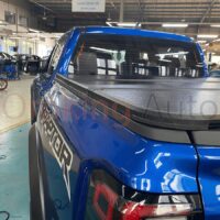 Mở, đóng nắp thùng 3 tấm cho xe Ford Raptor nhanh chóng