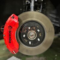 Lắp đặt ốp heo dầu Brembo cho Hyundai Santafe 2025