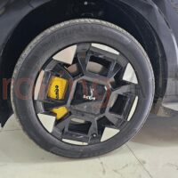 Ốp Heo Dầu Brembo Cho Kia Carnival 2025